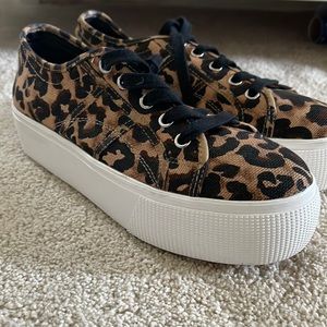 Platform cheetah print sneakers